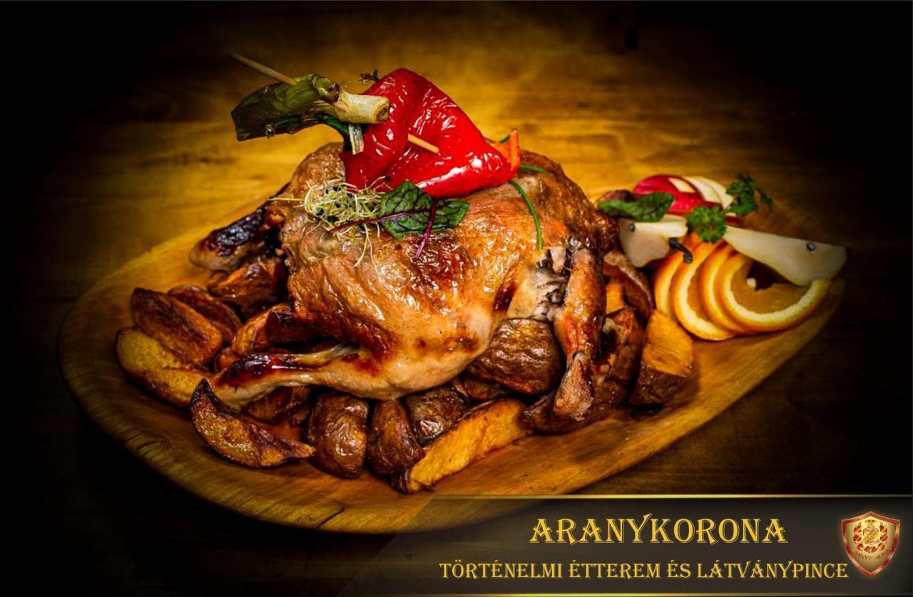 Aranykorona Hotel Miskolc Exterior foto