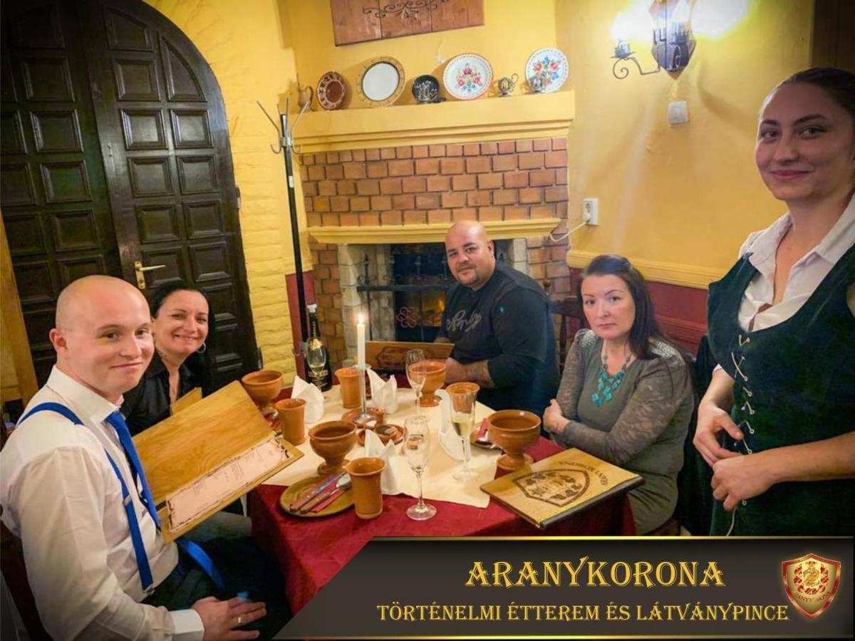 Aranykorona Hotel Miskolc Exterior foto