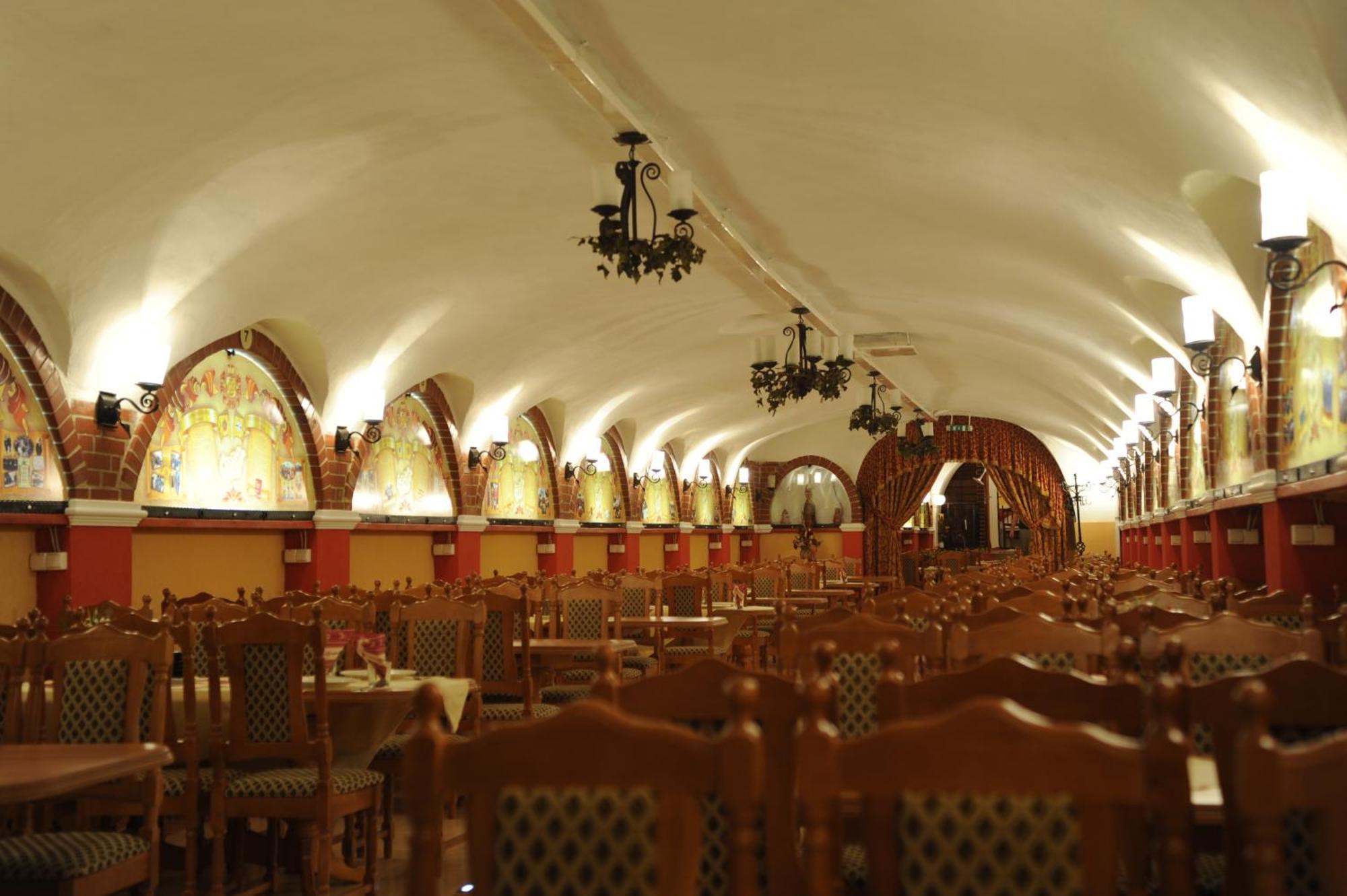 Aranykorona Hotel Miskolc Exterior foto