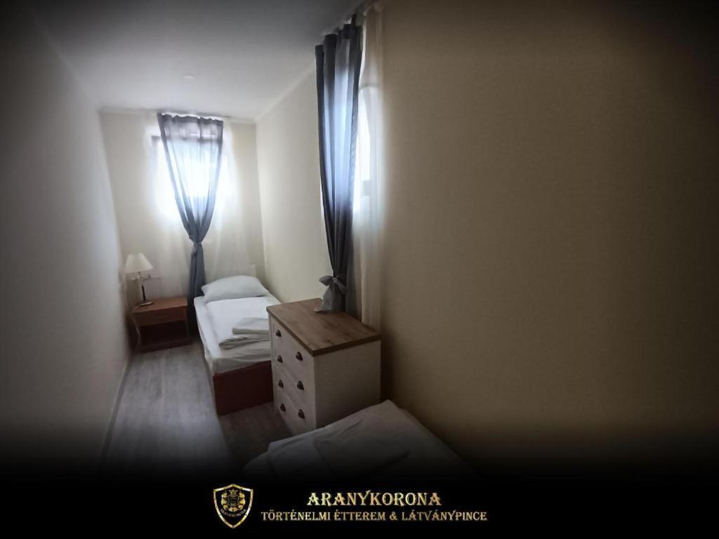 Aranykorona Hotel Miskolc Exterior foto